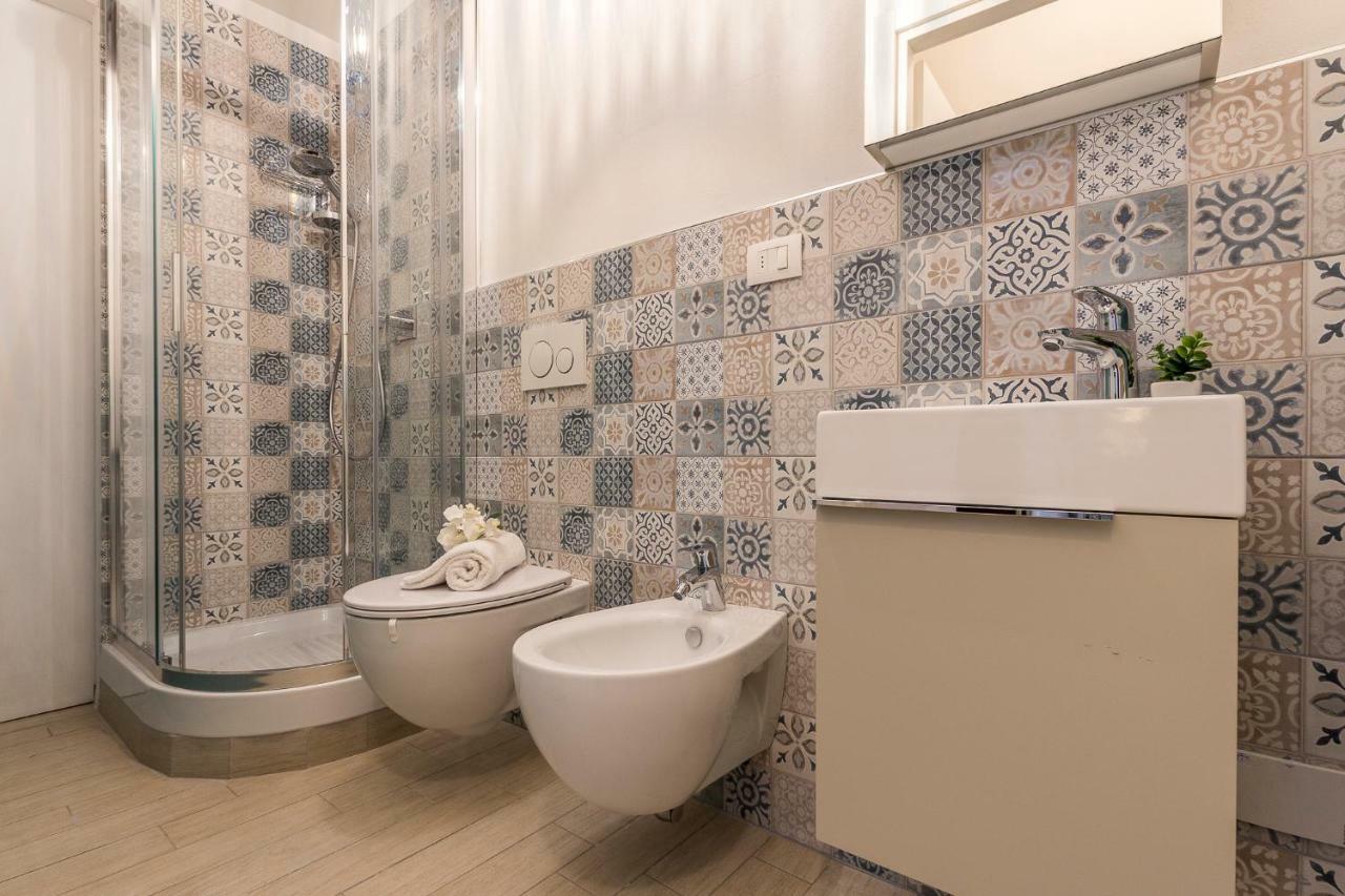 Emma & Olga Apartments -In The City Centre- Φλωρεντία Εξωτερικό φωτογραφία