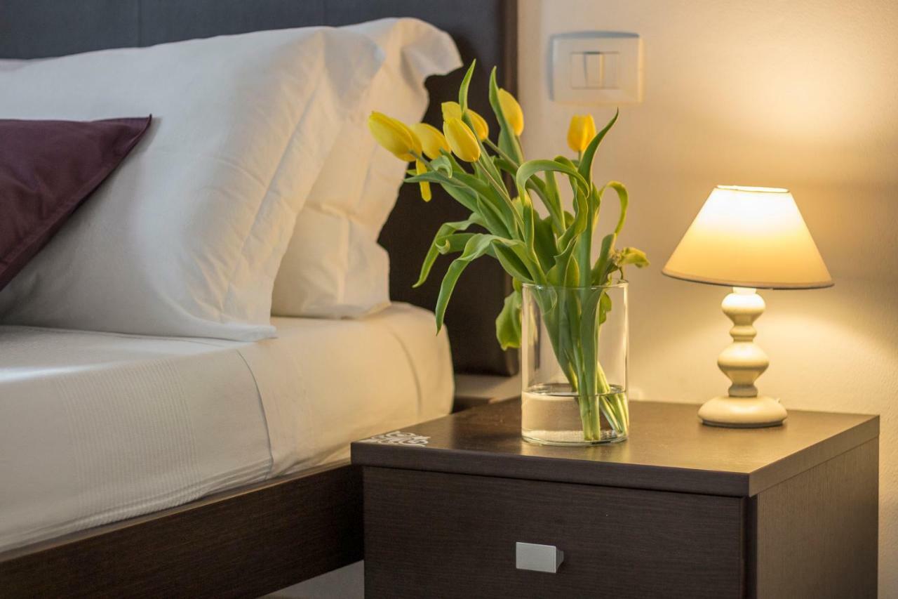 Emma & Olga Apartments -In The City Centre- Φλωρεντία Εξωτερικό φωτογραφία