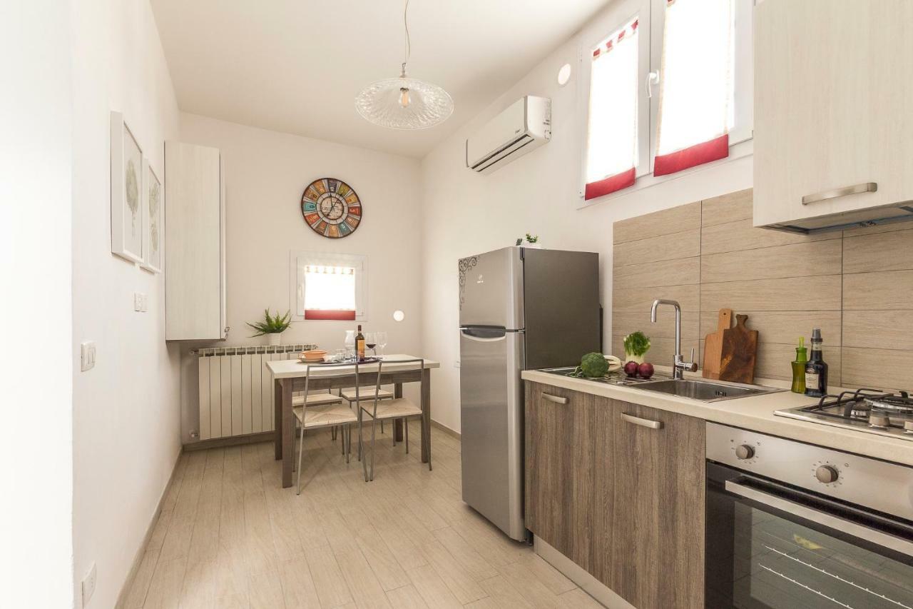 Emma & Olga Apartments -In The City Centre- Φλωρεντία Εξωτερικό φωτογραφία
